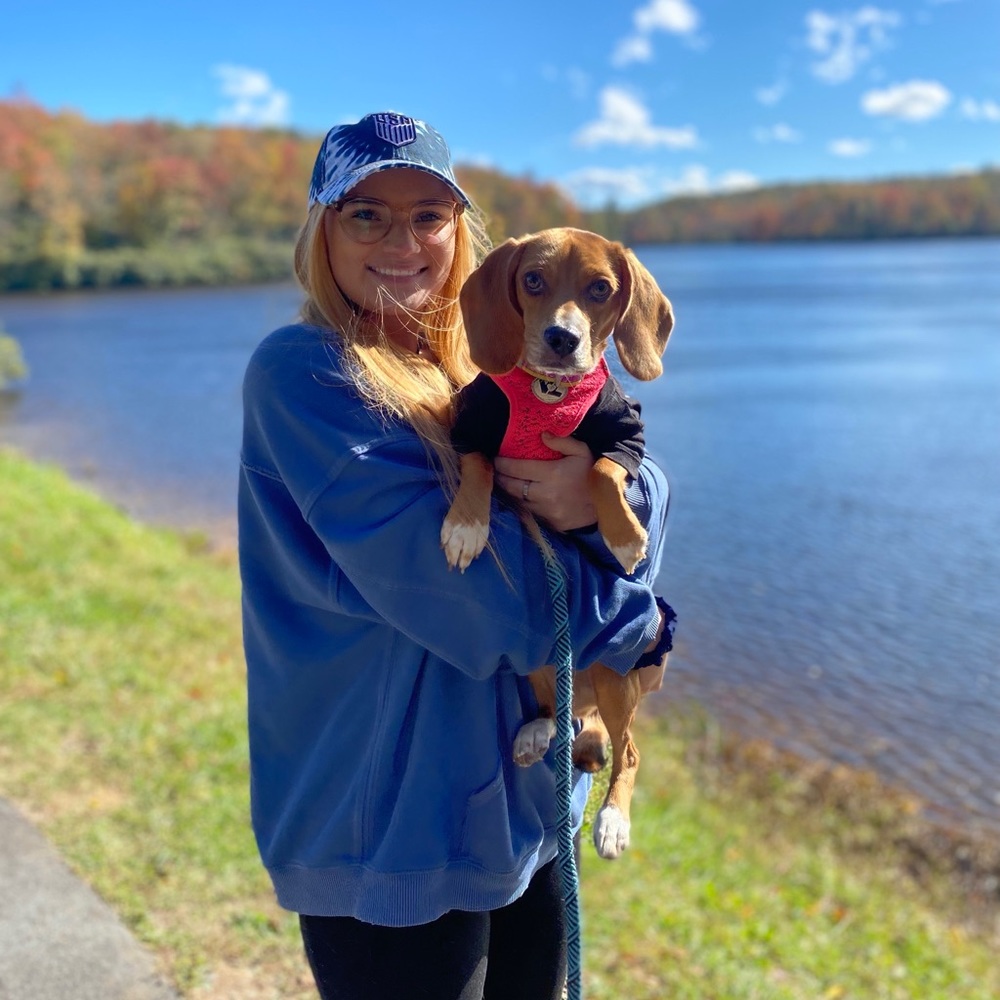 Meet your Posher, Caroline